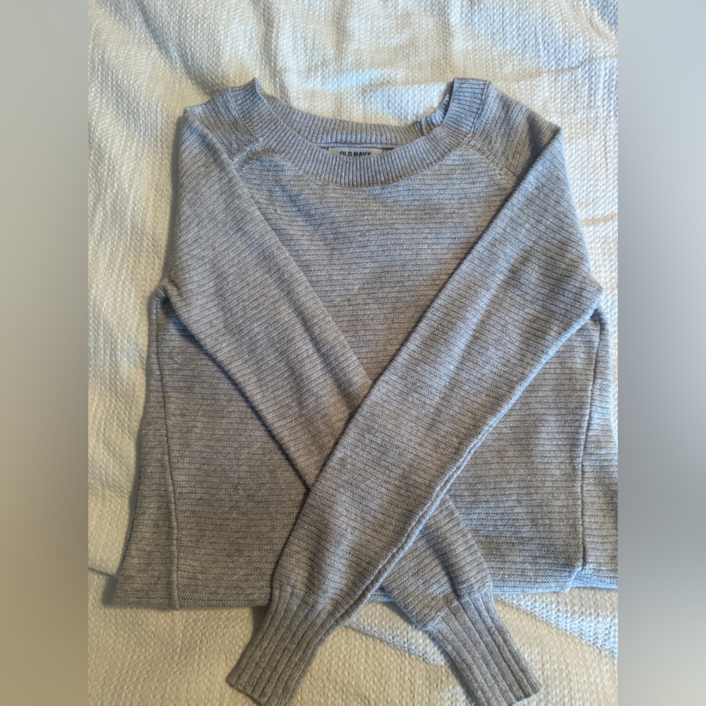 Old Navy crew neck women's sweater. Color light grey | women's XS